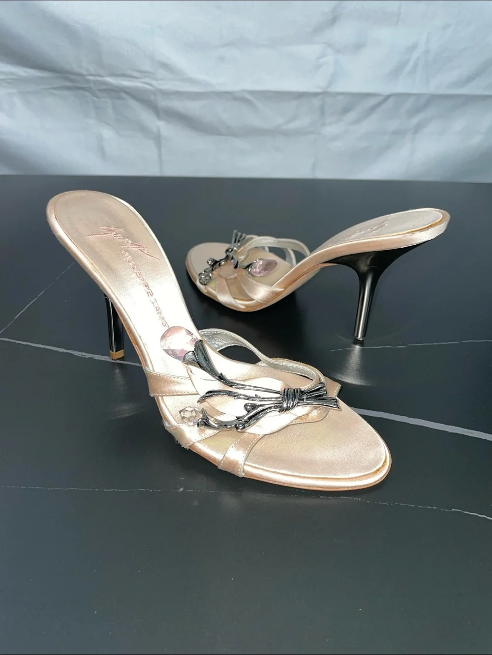 GUISEPPE ZANOTTI CRYSTAL AND SILVER TONE CHAMPAGNE SATIN HEEL MULES FTL-08-203